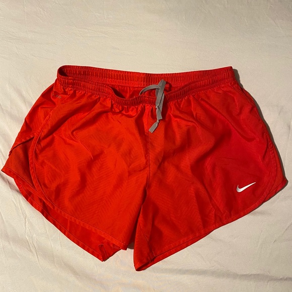 Nike Dri- fit shorts size S - Picture 1 of 3